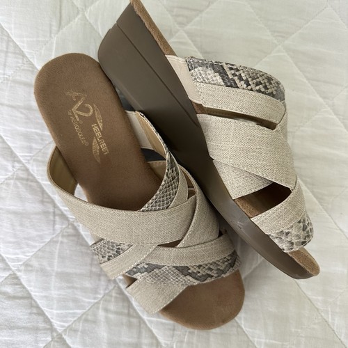 Sandali donna con zeppa by - con,