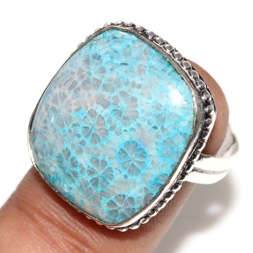 Anello corallo fossile blu