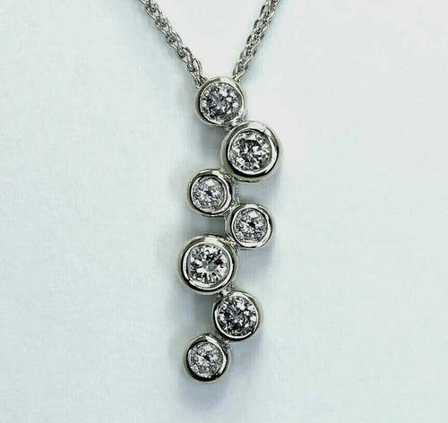 Collana con ciondolo viaggio