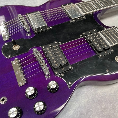 Chitarra elettrica viola