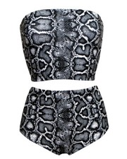 Monocromatico Serpente Pelle