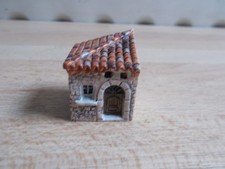 Maisonnette miniature J