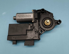 Motore alzavetro porta ant. dx per Peugeot 307.Cod. 9634457480.