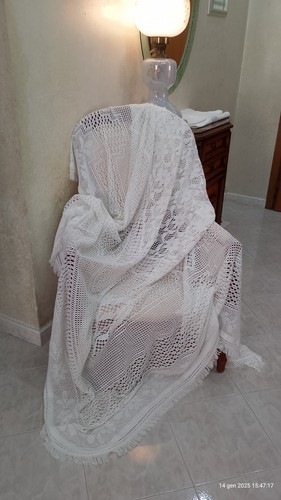 Copriletto matrimoniale bianco