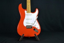 STRATOCASTER SQUIER CLASSIC