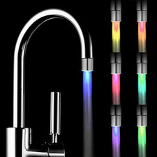 Grifo LED De Cambio De Color Automatico Luz Agua Con 7 Colori Para Grifo Cocin