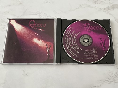 Queen self titled hollywood - queen,