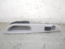 20325 Pulsantiera alzavetro post dx Nissan Almera Tino dal 1998 al 2006