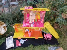 Barbie Fashion Plaza Play Set