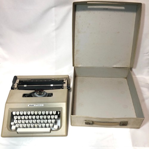 Typewriter olivetti lettera - olivetti,