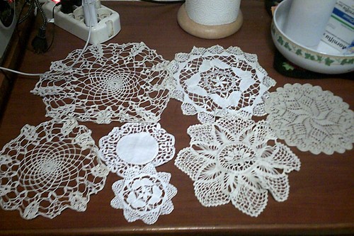 Set centrini fatti - di,