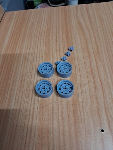 Accessori ricambi cerchi - accessori,