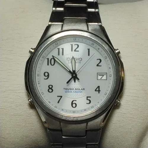 Orologio solare resistente