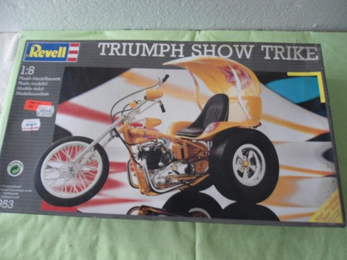 Triumph bike show trike - bike,