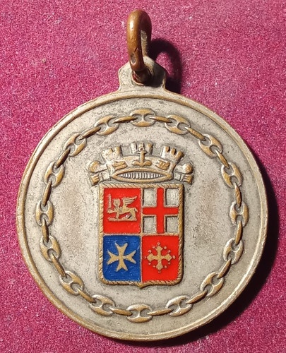 Medaglia smaltata i - c.a.r., "i