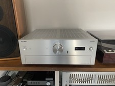 Amplificatore Integrato Onkyo