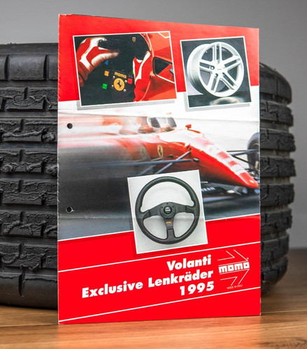 Volante momo exclusive - volante, "exclusive