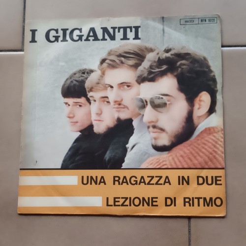 Giganti una ragazza in - giganti-una,