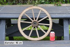 Vecchio carrello in legno