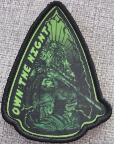 Own the night green - night',