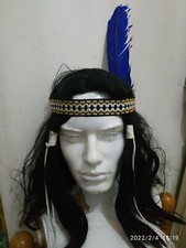 Parrucca indiana con treccine cappelli neri lunghi fascia e piuma pellerossa 