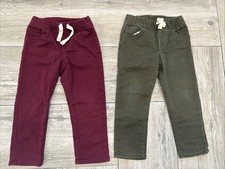 2 paia di pantaloni denim slim