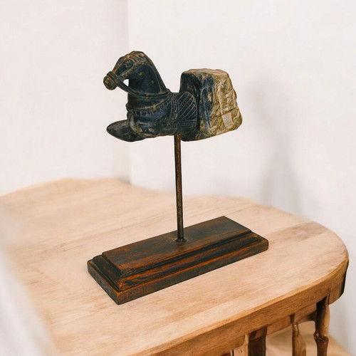 Vecchia statua vintage antica