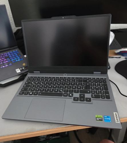 Lenovo loq pollici core - lenovo,