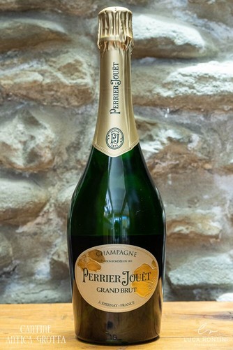 Grand brut champagne maison - brut,