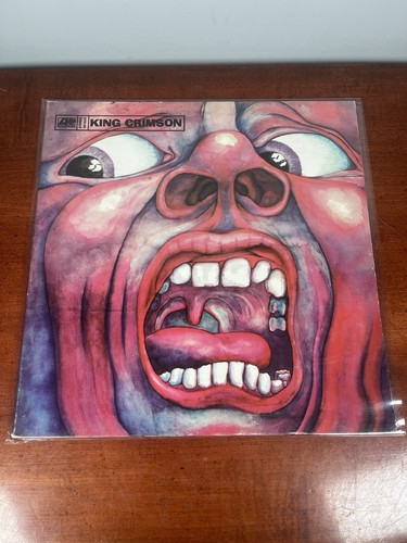 King crimson the court - crimson, in