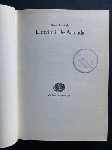Libro invincibile armada - l'invincibile,