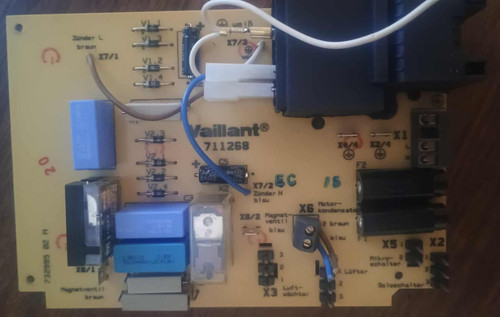 Vaillant 711268 scheda caldaia