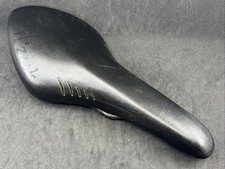 fi:zi'k ARIONE Tri 2 Carbon