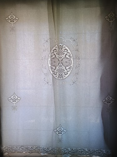Tenda ricamata mano pizzo - tenda, a