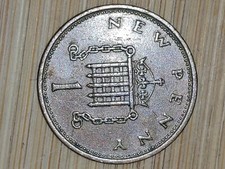 Moneta RARISSIMA 1p - 1973 - NUOVA PENCE One Penny - MONETA FORTUNATA - Moneta da collezione