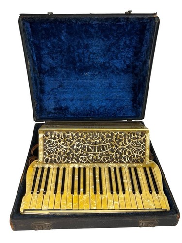 Fisarmonica pianoforte vintage