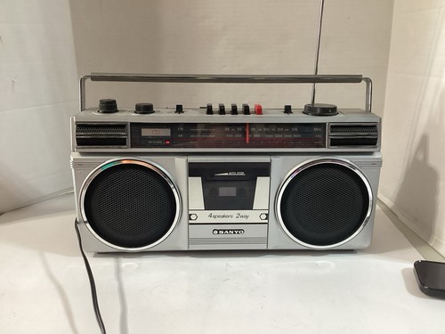 Vintage boombox sanyo m9706 - sanyo,