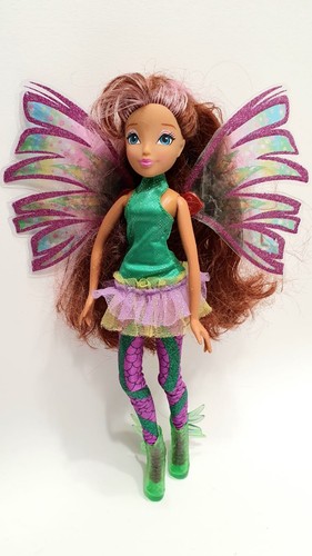 Winx club bambola - aisha, magica