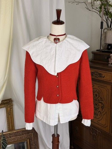 Vtg 100 wool red - 100%,