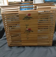 BORSETTA ESTIVA ORIENTALE IN LEGNO CON DECORAZIONI FLOREALI ANNI 70 