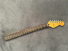 STRATOCASTER 21 TASTI MANICO