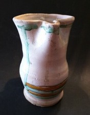 Antica caraffa brocca in