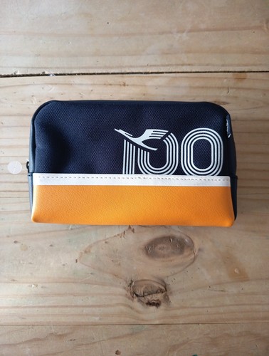 Lufthansa amenity kit 100 - lufthansa,