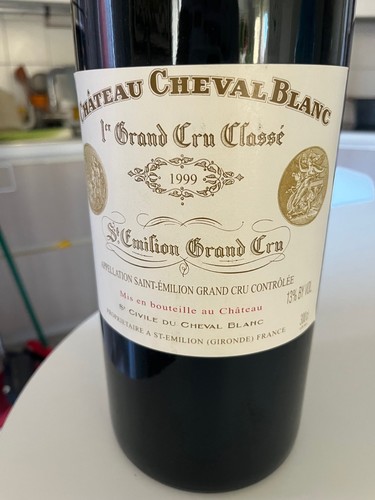 Chateau cheval blanc saint - chateau,