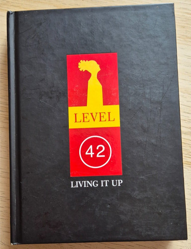Level living box - it, set