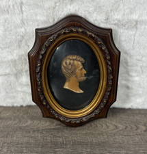 Antico busto incorniciato