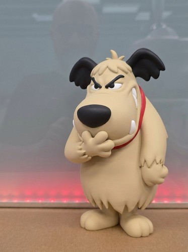 Figurina muttley wacky - 8",