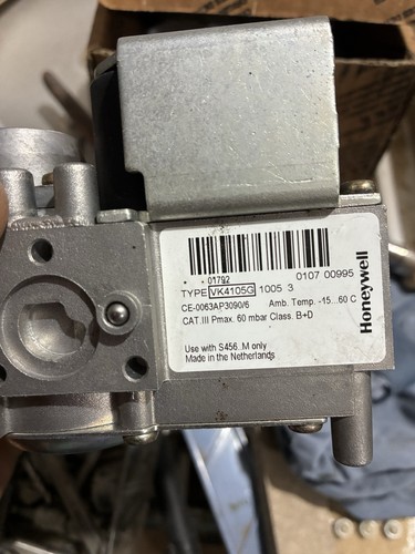 Valvola gas ricambio caldaia - valvola,