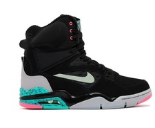 Nike Air Command Force Spurs