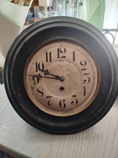 Orologio da parete  da ufficio e da stazione JUNGHANS dell'epoca...